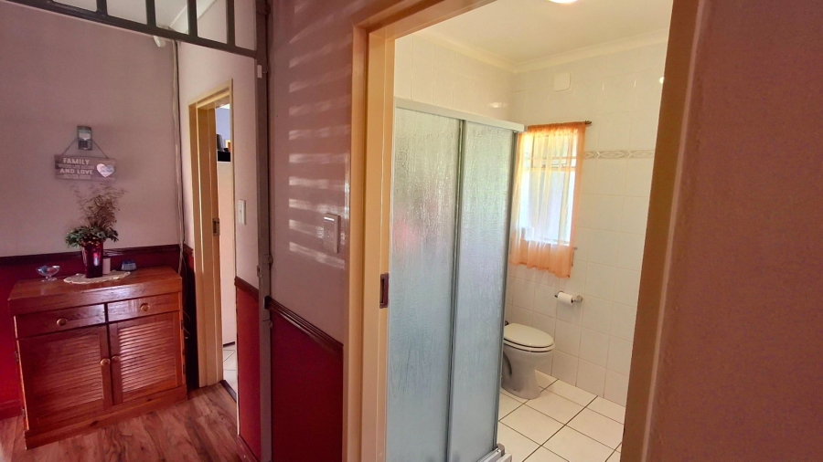 3 Bedroom Property for Sale in Roodia Free State